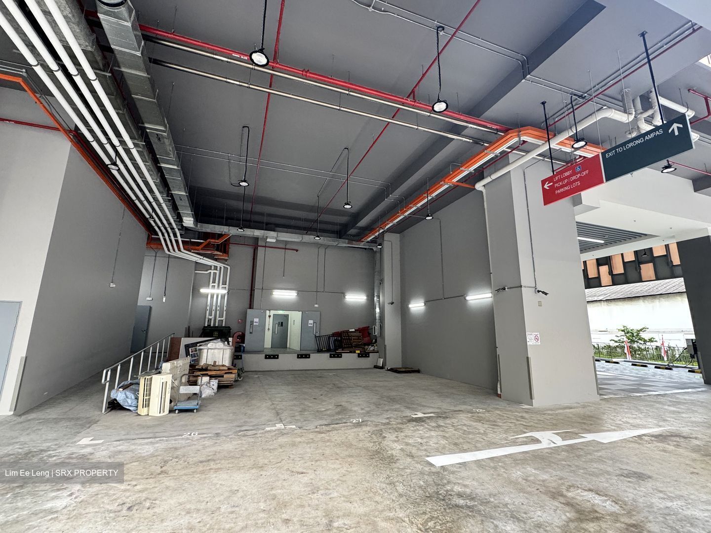 Gs Building (D12), Warehouse #597080151